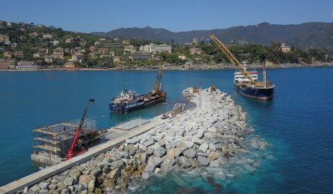 Intervento di ripristino del molo di sopraflutto del Porto di Santa Margherita Ligure